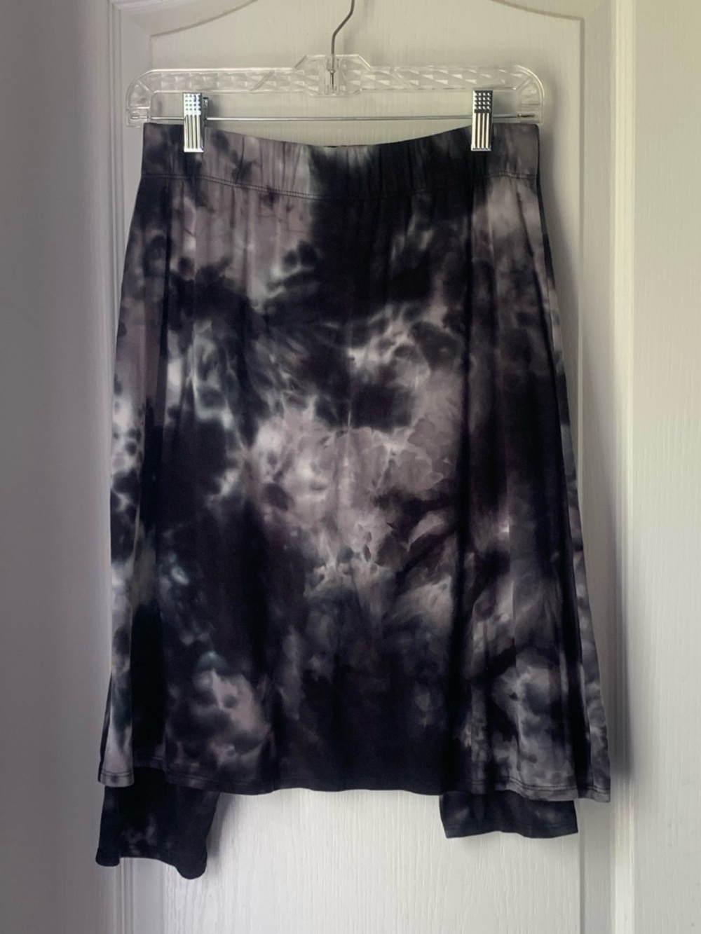 Modest Tie-Dye A-Line Skirt - Black & Gray